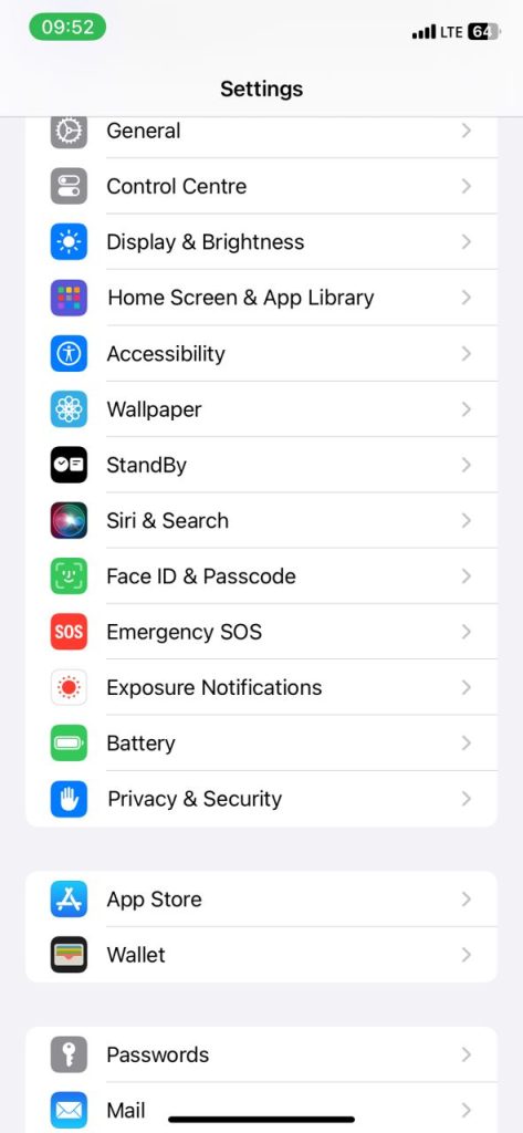 How to Find a Lost Phone That is Turned Off [iPhone & Android]