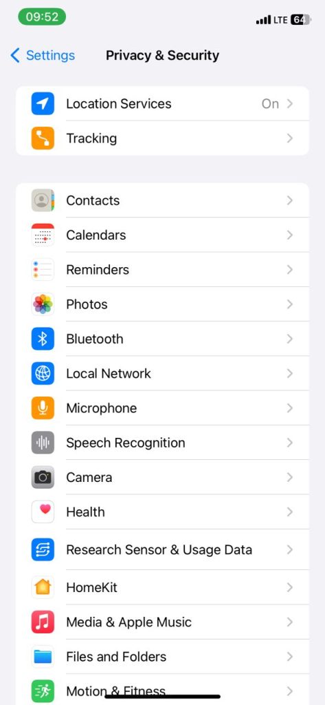 How to Find a Lost Phone That is Turned Off [iPhone & Android]